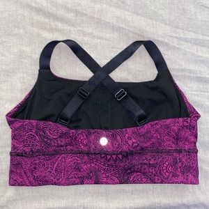 Lululemon sports bra